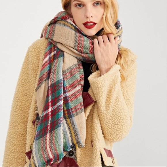 Accessories - Beautiful Beige Blanket Scarf